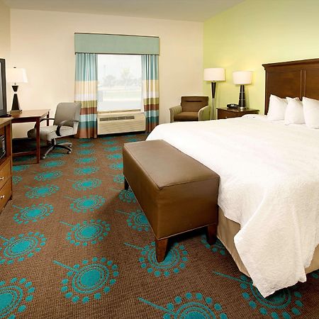 Hampton Inn Uvalde Exterior photo