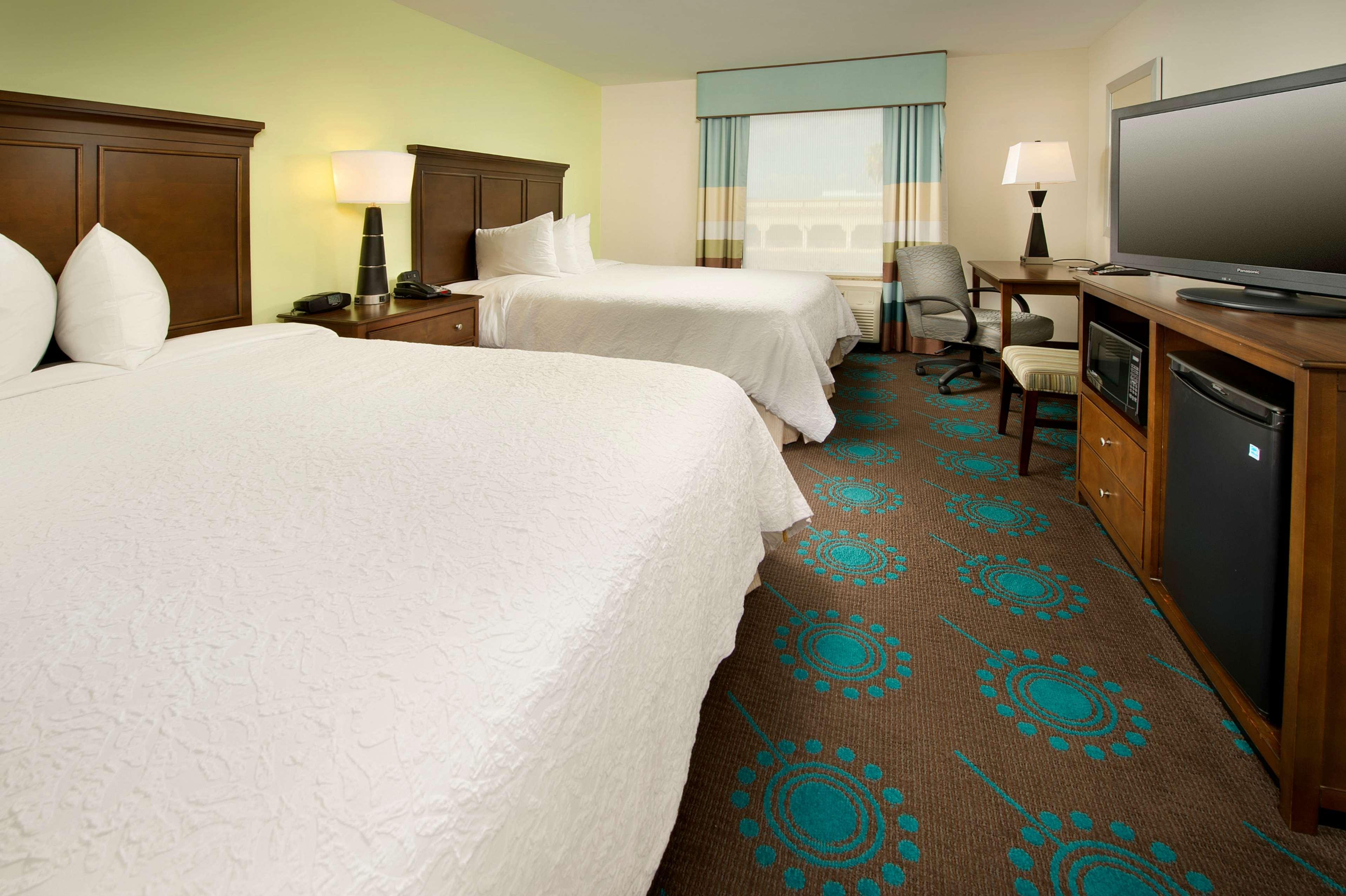 Hampton Inn Uvalde Exterior photo